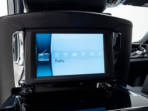 Used 2016 Rolls-Royce Ghost image 48