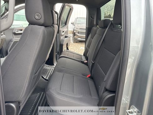 Used 2025 Chevrolet Silverado 1500 LT AWD/4WD image 35