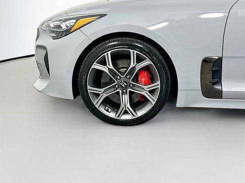 Used 2021 Kia Stinger GT2 image 33