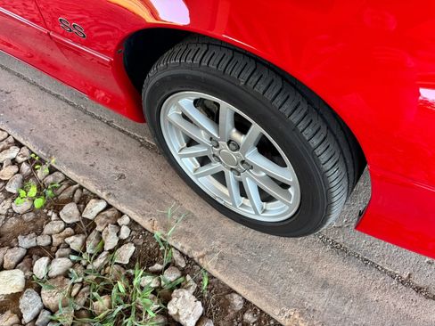 Used 2000 Chevrolet Camaro Z28 w/ SS Performance/Appearance Pkg RWD image 23