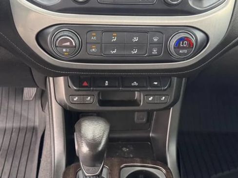 Used 2022 GMC Canyon Elevation w/ Elevation Premium Package RWD image 13