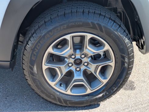 Used 2021 Jeep Cherokee Trailhawk w/ Trailer Tow Group image 9