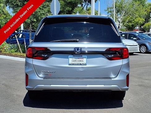 Used 2025 Honda Odyssey EX-L image 6