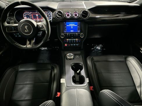 Used 2022 Ford Mustang Shelby GT500 w/ Technology Package image 33