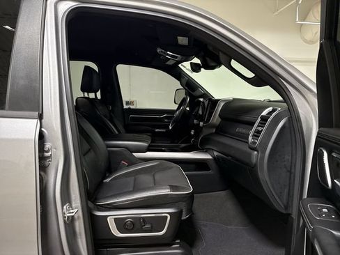 Used 2023 RAM 1500 Laramie AWD/4WD image 22