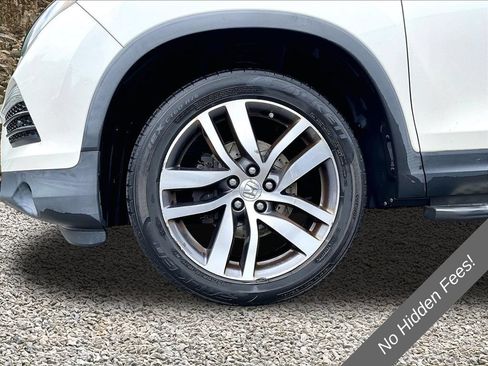Used 2017 Honda Pilot Elite image 9