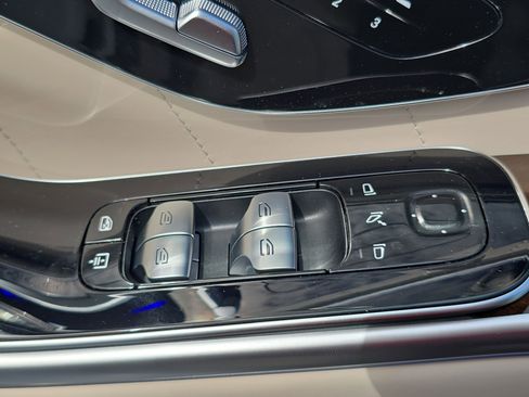 New 2026 Mercedes-Benz S 580 4MATIC Sedan image 28