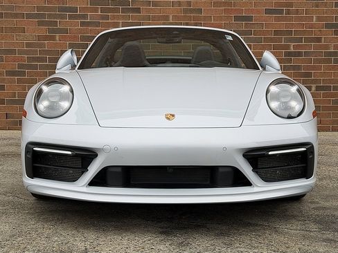 Certified 2024 Porsche 911 Targa 4S image 10