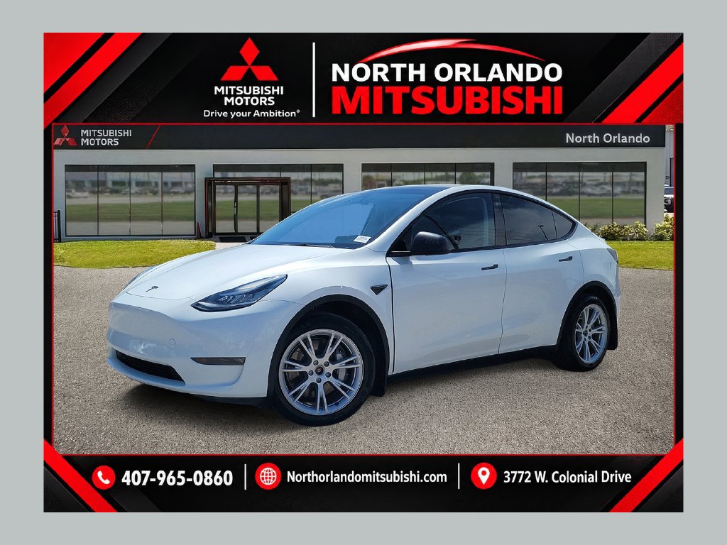 Used 2022 Tesla Model Y Long Range AWD/4WD image 1