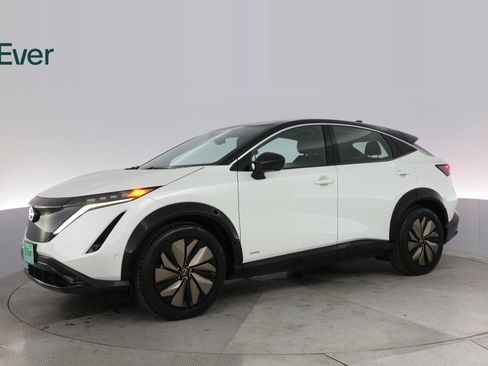 Used 2023 Nissan Ariya Premiere image 15
