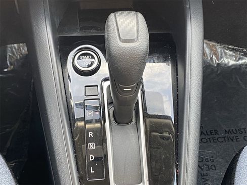 Certified 2025 Nissan Versa SV w/ Trunk Package image 9