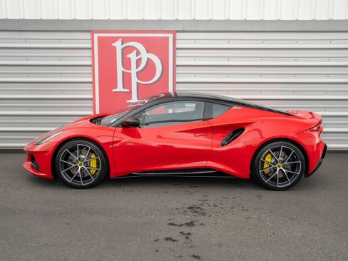 Used 2024 Lotus Emira First Edition image 37