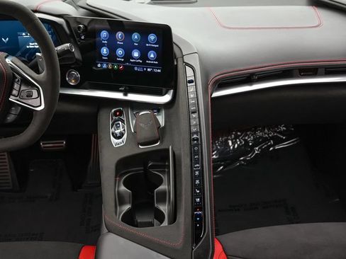 Used 2023 Chevrolet Corvette Stingray Premium Conv w/ Z51 Performance Package RWD image 25
