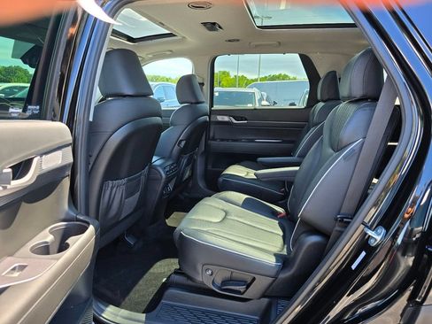 Used 2024 Hyundai Palisade Limited AWD/4WD image 25