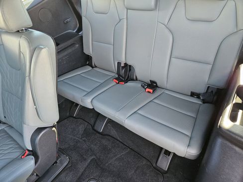 Used 2023 Kia Telluride EX X-Line image 34