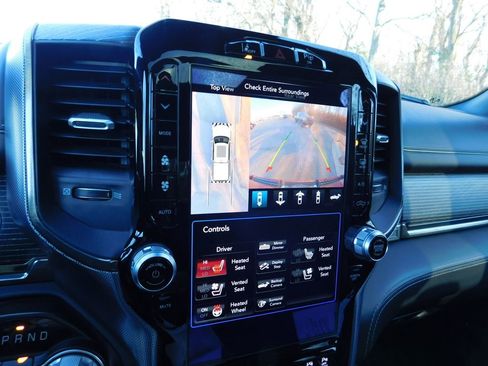 Used 2020 RAM 1500 Limited image 11