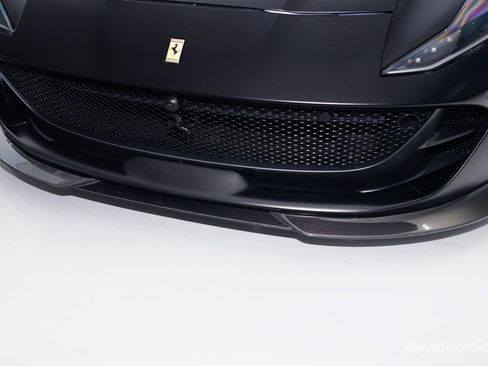 Used 2019 Ferrari 812 Superfast image 12