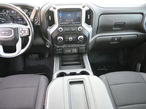 Used 2022 GMC Sierra 3500 SLE w/ SLE Convenience Package image 21