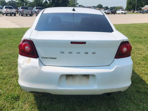 Used 2013 Dodge Avenger SE FWD image 5