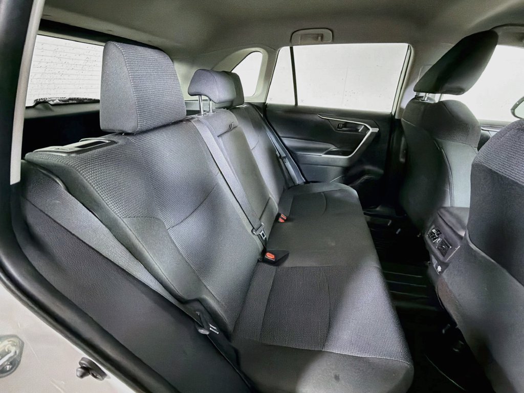 Used 2024 Toyota RAV4 LE FWD image 23