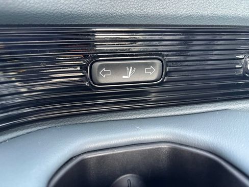 Used 2022 Jeep Grand Wagoneer Series II w/ Convenience Group III AWD/4WD image 29