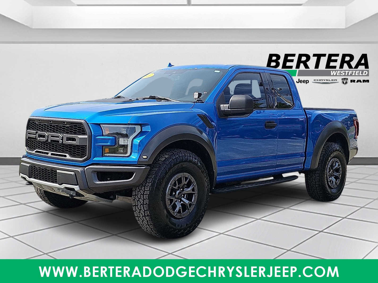 Used 2020 Ford F150 Raptor AWD/4WD image 3