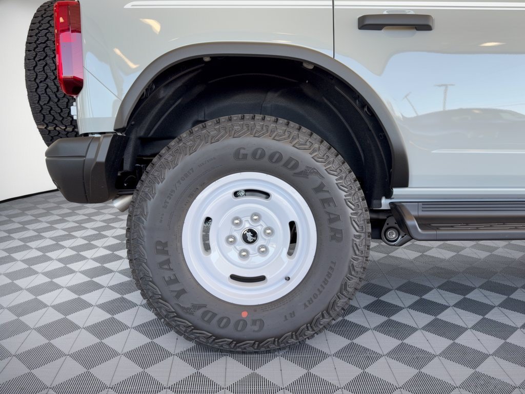 New 2026 Ford Bronco Heritage Edition AWD/4WD image 13