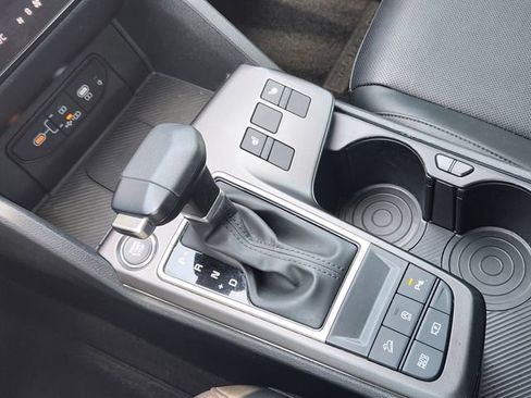 Certified 2026 Kia Sportage EX FWD image 21