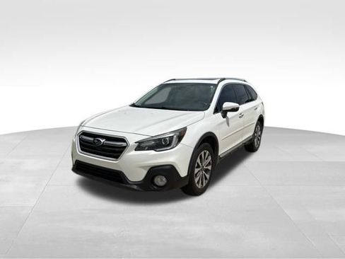 Used 2019 Subaru Outback 2.5i Touring w/ Protection Package #1 AWD/4WD image 7