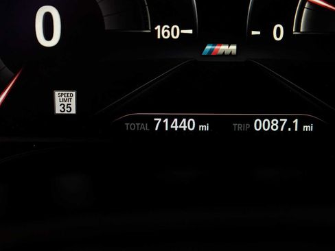 Used 2019 BMW 530i xDrive w/ M Sport Package image 18