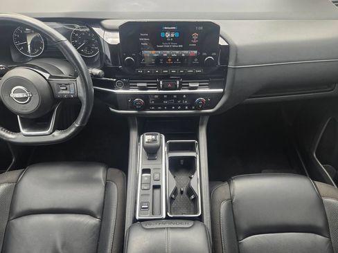 Used 2023 Nissan Pathfinder SL w/ SL Premium Package FWD image 9