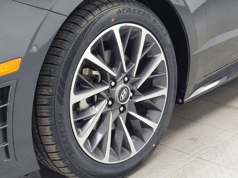 Used 2020 Hyundai Sonata Limited image 31