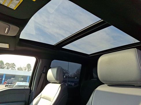 Used 2024 Ford F150 Lightning Lariat image 17