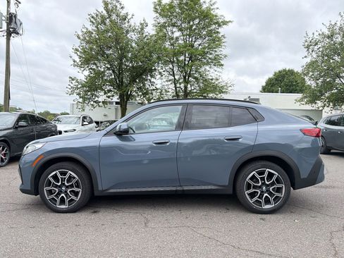Used 2025 BMW X2 xDrive28i w/ Premium Package AWD/4WD image 2
