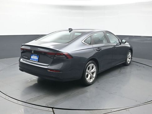 Certified 2023 Honda Accord LX image 6