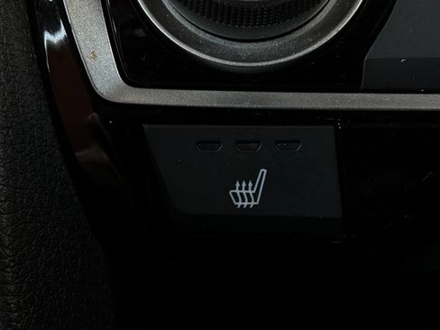 Used 2017 Honda Civic Touring image 31