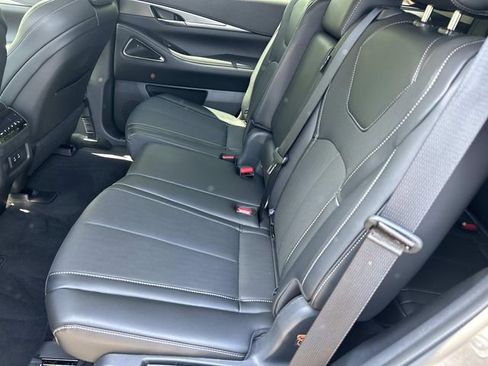 Certified 2026 INFINITI QX60 Luxe w/ Cargo Package FWD image 21