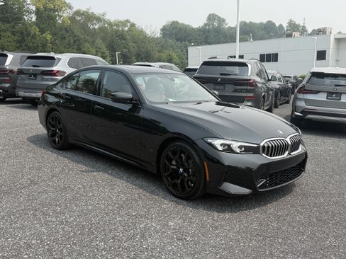 Used 2026 BMW 330i xDrive Sedan w/ M Sport Package AWD/4WD image 3