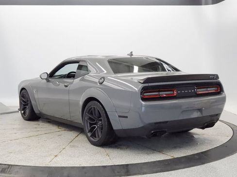 Used 2018 Dodge Challenger SRT Hellcat RWD image 27