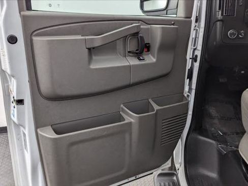 Used 2023 Chevrolet Express 3500 LT w/ LT Preferred Equipment Group image 13