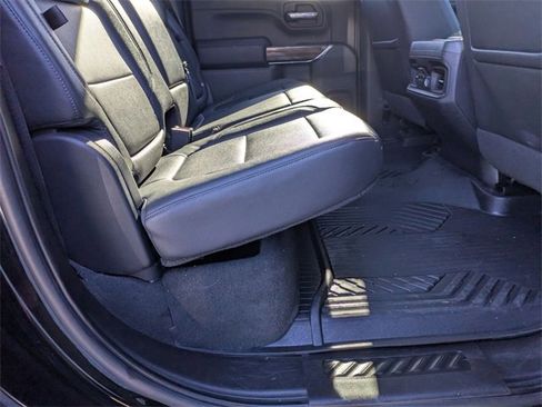 Used 2021 Chevrolet Silverado 1500 LT Trail Boss w/ Convenience Package II image 33