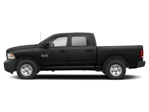 Used 2018 RAM 1500 Express w/ Black Ram 1500 Express Group image 3