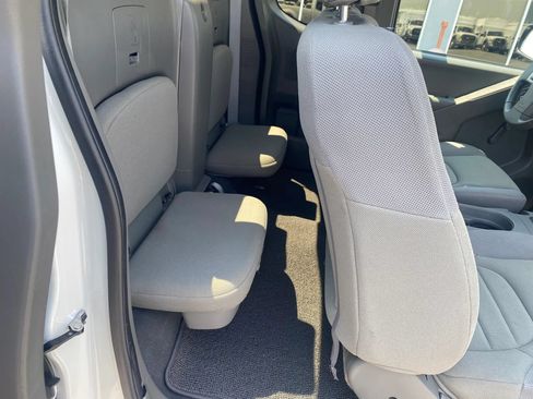 Used 2019 Nissan Frontier S RWD image 24