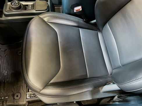 Used 2024 Ford Maverick Lariat w/ Black Appearance Package image 20