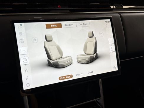 New 2026 Land Rover Range Rover Long Wheelbase SE image 20