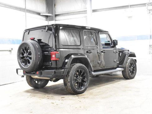 Used 2021 Jeep Wrangler Unlimited Sahara image 27