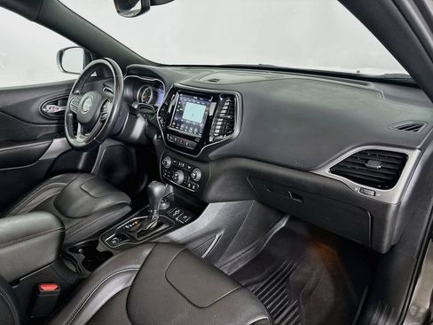 Used 2019 Jeep Cherokee High Altitude AWD/4WD image 32
