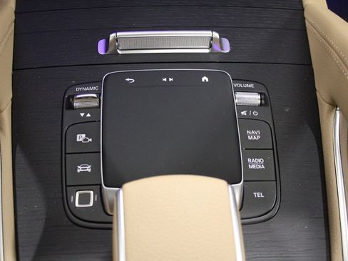 Certified 2025 Mercedes-Benz GLE 580 GLE 580 image 35