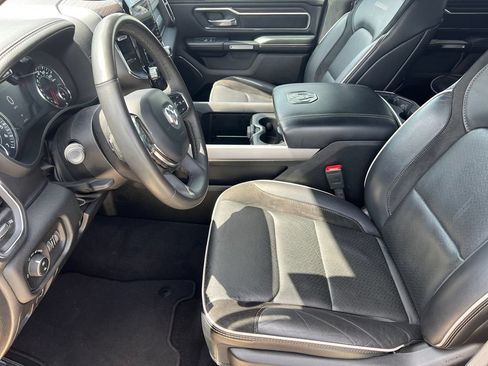Used 2025 RAM 1500 Laramie AWD/4WD image 17