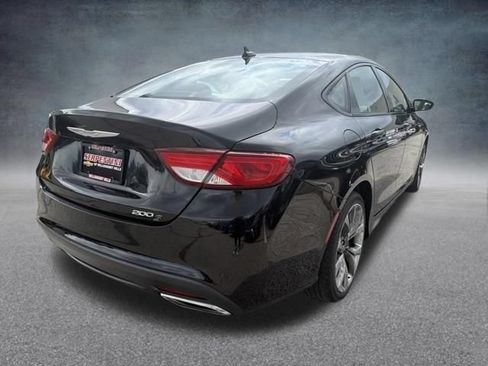 Used 2015 Chrysler 200 S w/ Navigation & Sound Group I FWD image 7